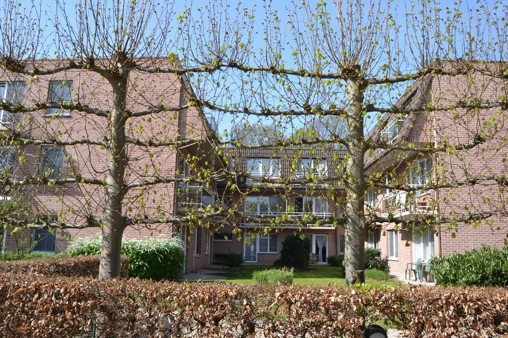 Lindehof Serviced Flats Zoersel Exterior photo